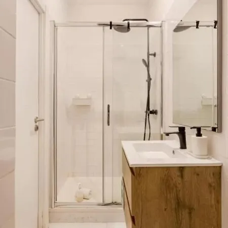 Serafina Ground Floor Apartment *